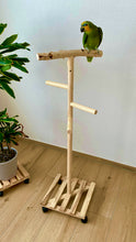 Lade das Bild in den Galerie-Viewer, Papageien Freisitz aus Birkenholz/Kiefernholz 1,20 m
