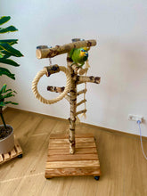 Lade das Bild in den Galerie-Viewer, Papageien Freisitz aus Birkenholz inkl. Futterschüsseln und Spielzeug 1,20 - 1,60 m
