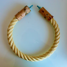Lade das Bild in den Galerie-Viewer, Papageien Sitzseil, Sitzstange aus Sisal/Birkenholz, Ø 30 mm, L= 80 - 120 cm